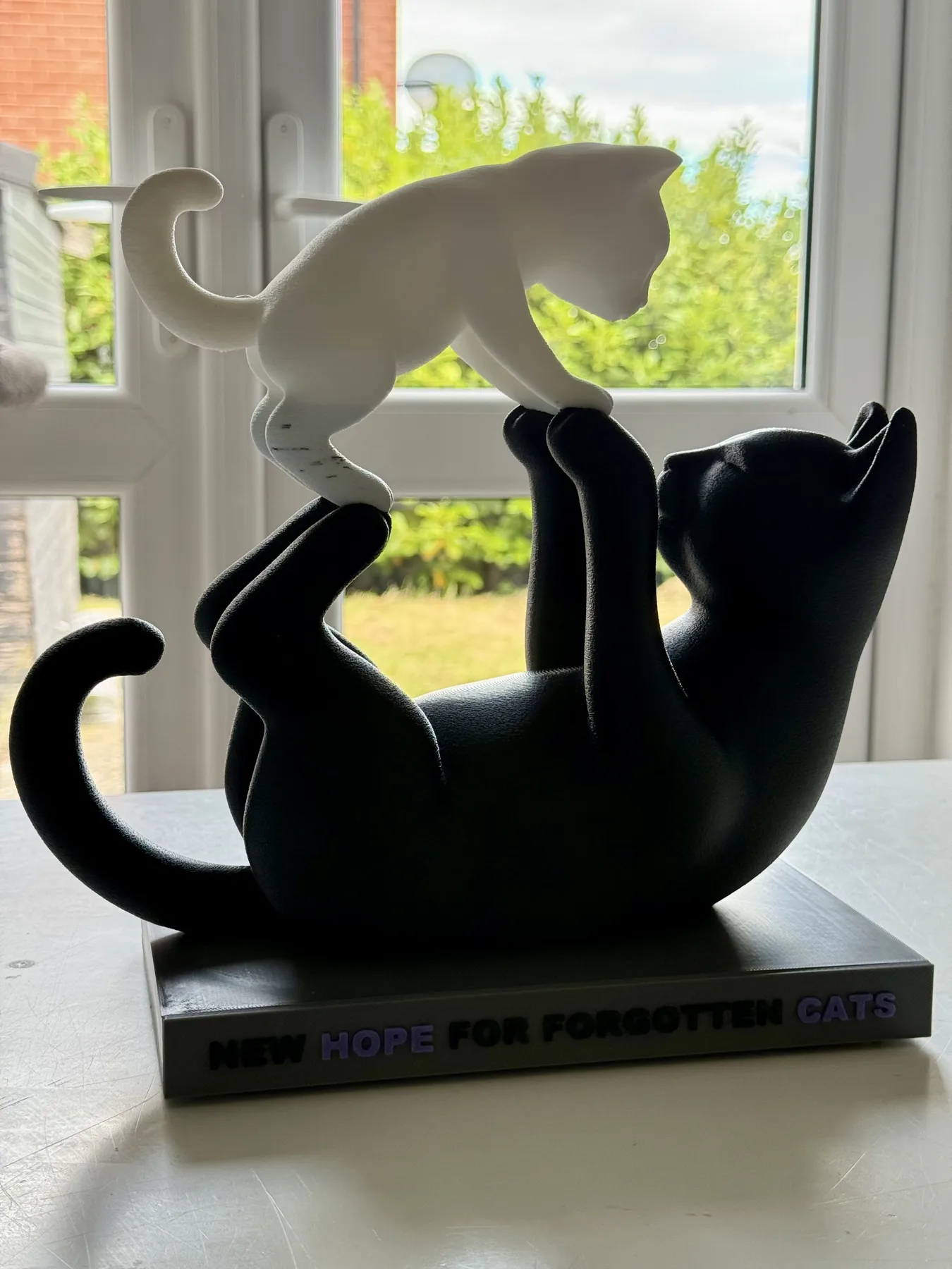 Decorative 3D printed cat sculpture