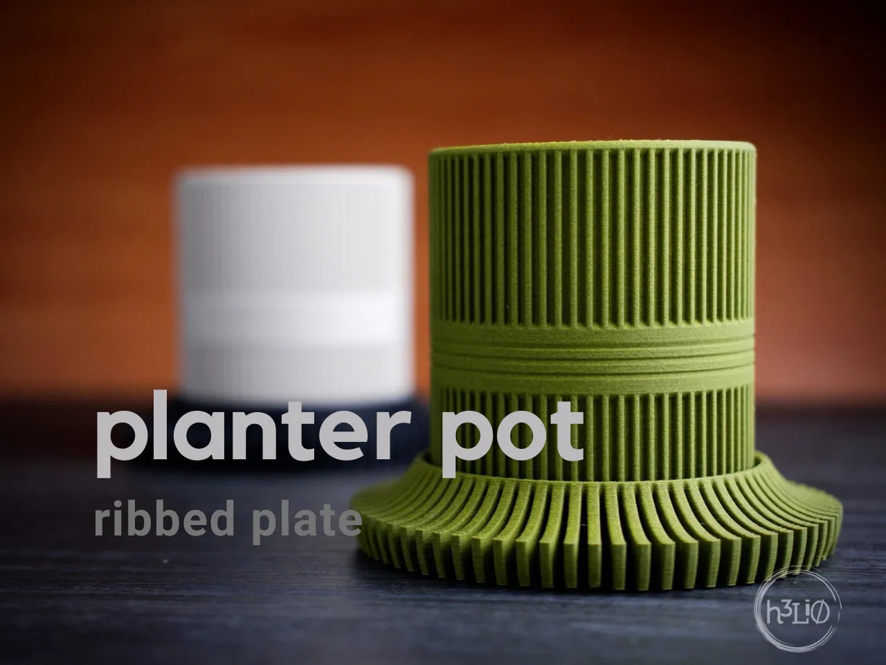 Ribbed Plate Planter